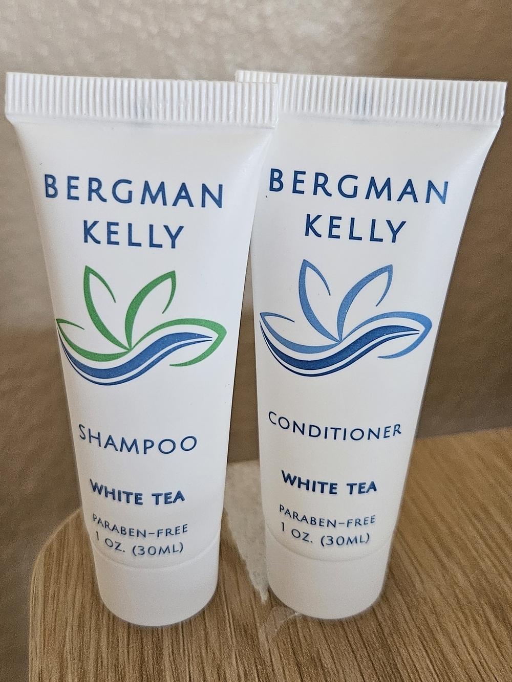 Bergman Kelly White Tea Shampoo & Conditioner Travel Duo